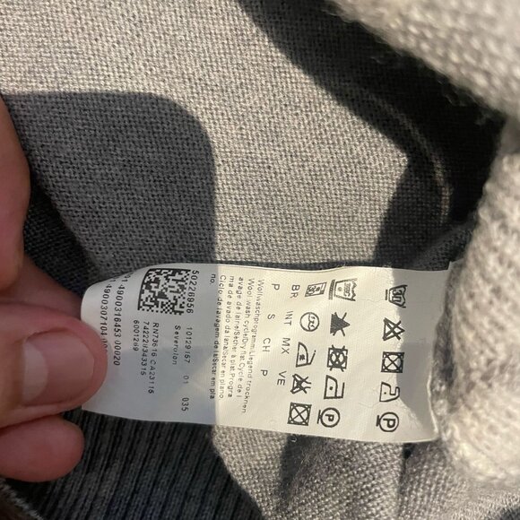 Hugo Boss Grey Sweater - Size S - Picture 2 of 4
